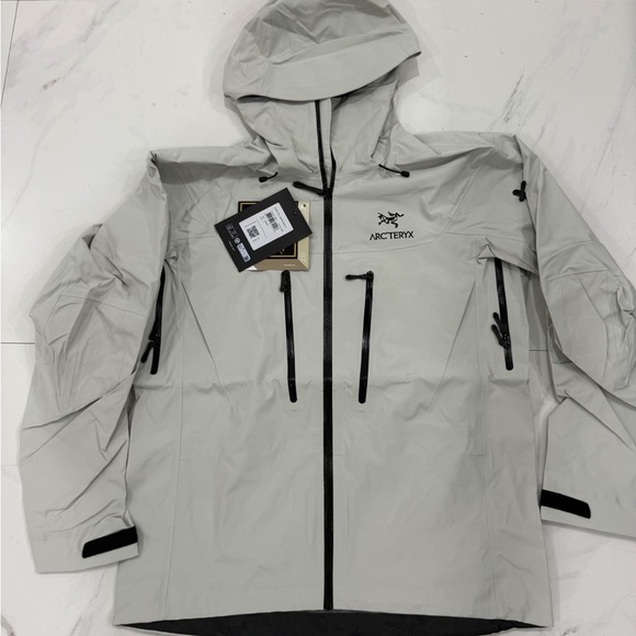 Arc'teryx Other - Arcteryx SV6 Jacket Men's Size Large